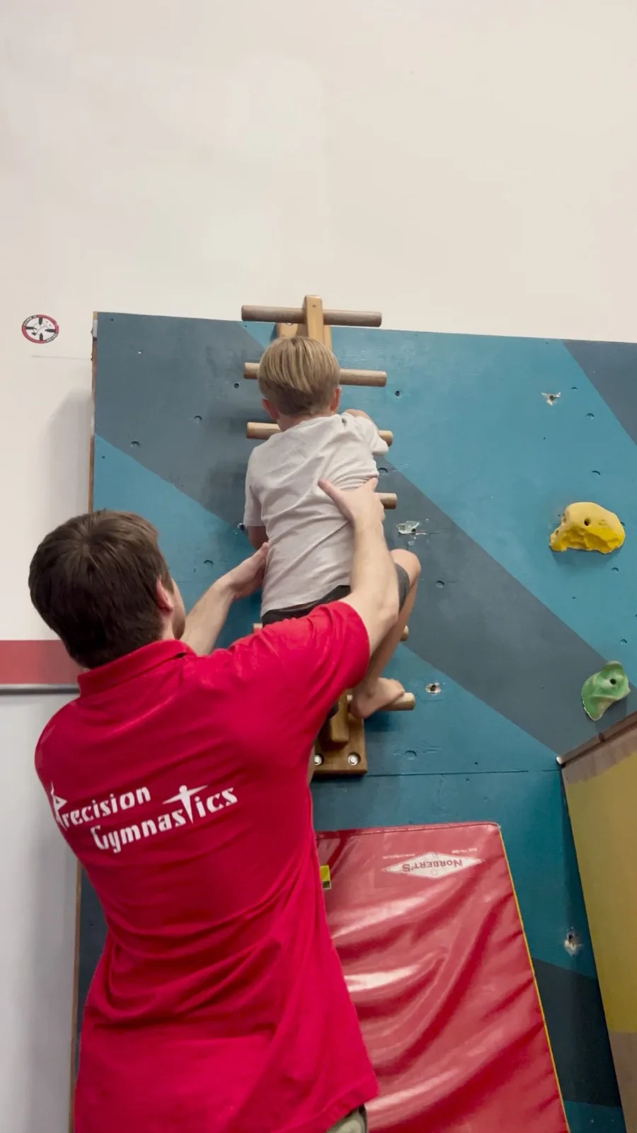 A ninja athlete on the obstacle course